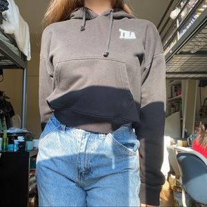 cropped hoodie